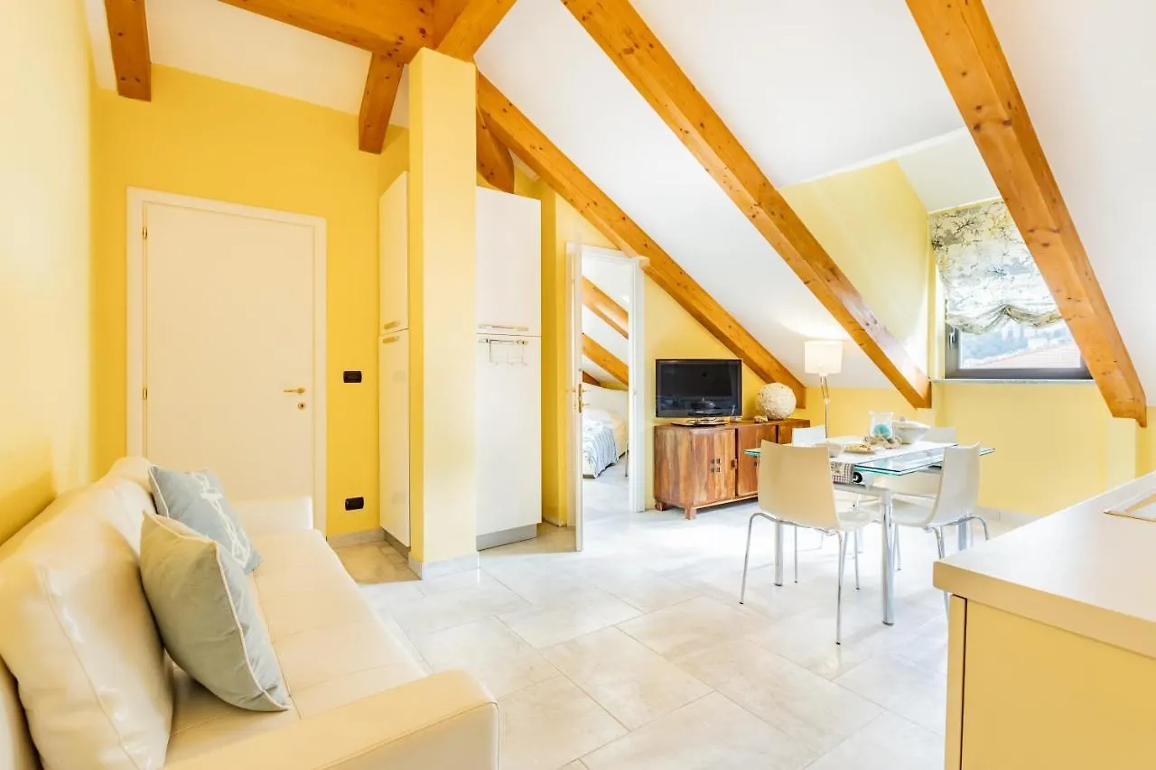 Star House Daire Marina dʼMarina dʼAndora